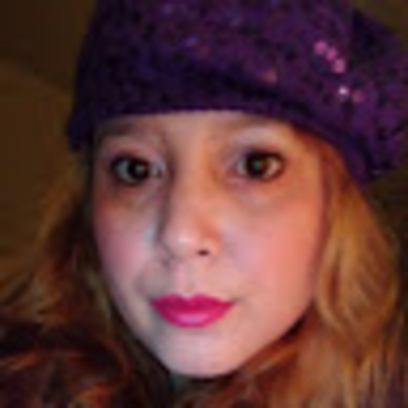 Meet your Posher, Girl - Picture 1 of 1